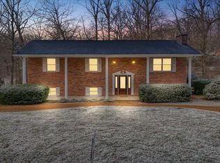 514 Ramblewood Dr, Mt Carmel, TN 37645