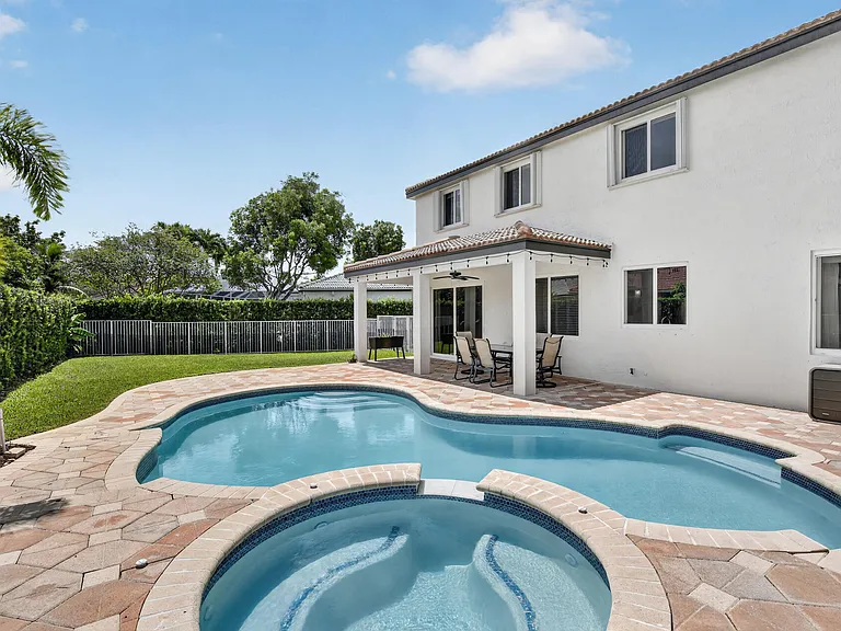 3701 Condor Ct — Photo 36