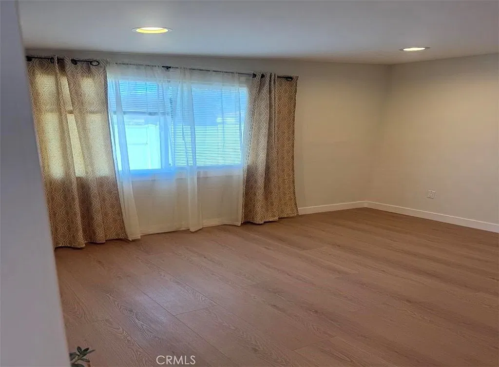 1 bed, 800 sqft, $3,250 — Photo 2
