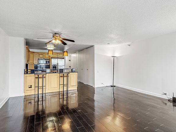 3rd image of 474 N Lake Shore Dr APT 4007