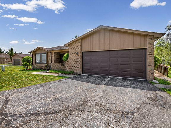 4th image of 31461 Orchard Brook Ct