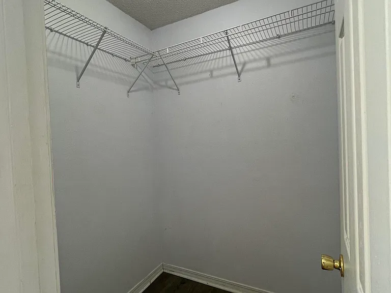 501 Woodward Dr — Photo 13