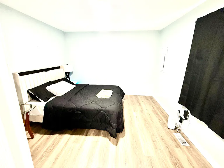 123 Poplar Ave — Photo 2