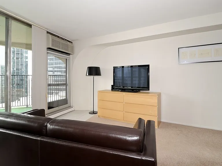 300 N State St #2902 — Photo 10