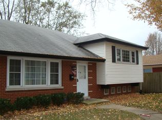 5013 W 101st St, Oak Lawn, IL
