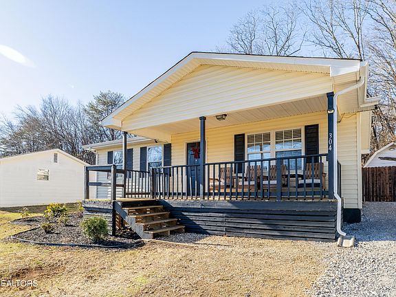 4th image of 304 McConkey St