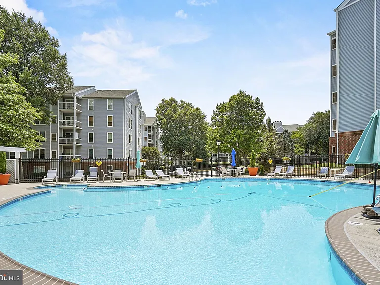 3178 Summit Square Dr #3-D2 — Photo 22