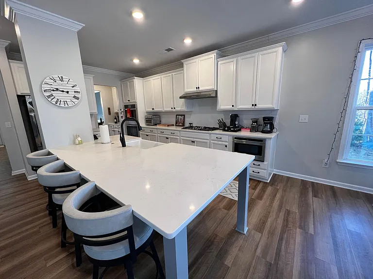 Gourmet kitchen with gorgeous quartz countertops