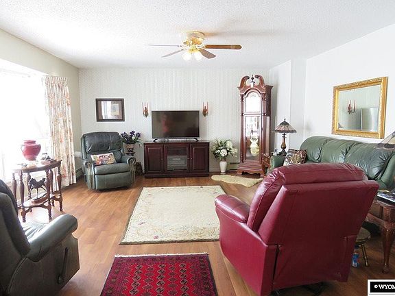 4th image of 1215 Buena Vista Dr