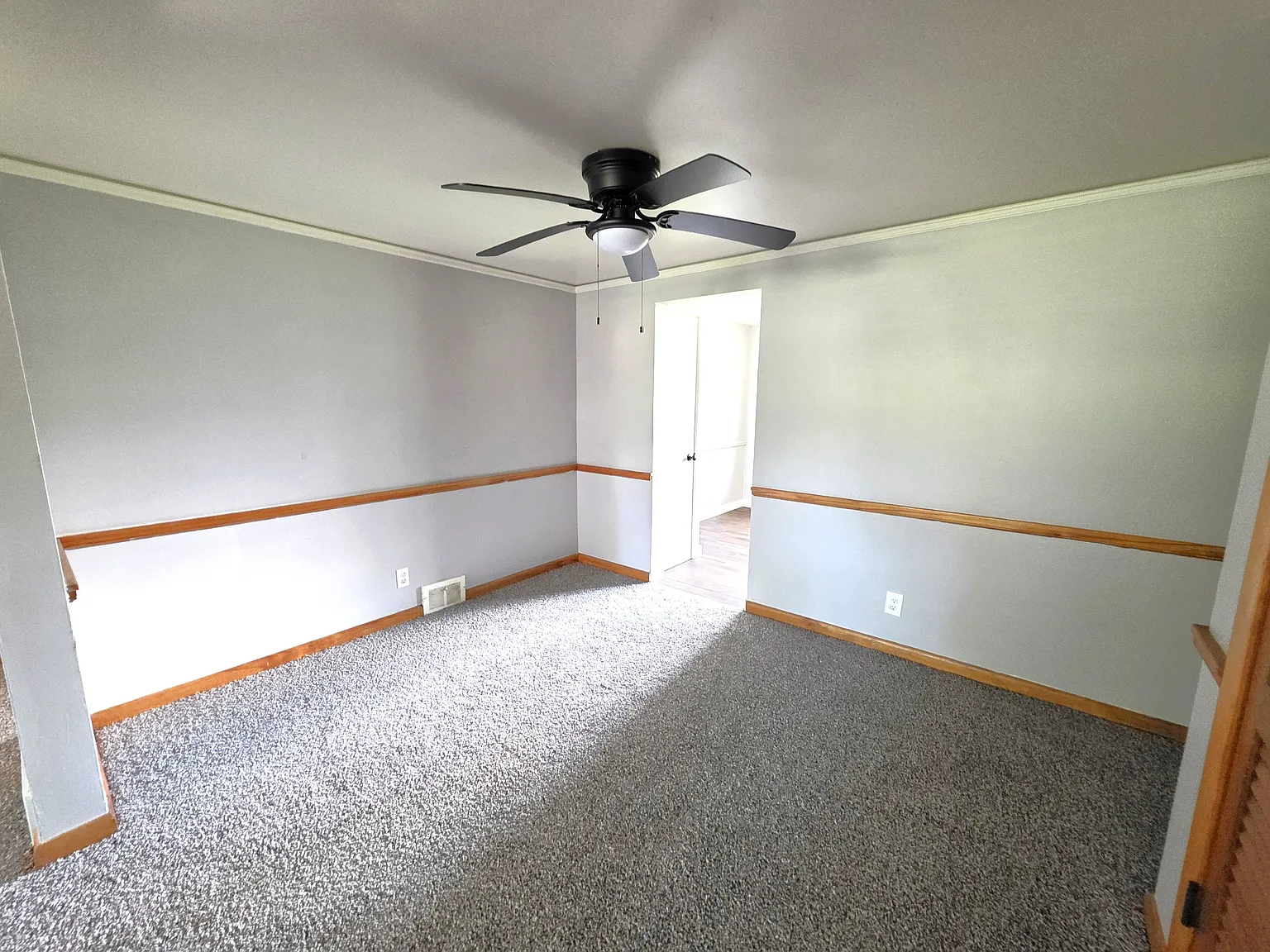 2 bed, $875 — Photo 4