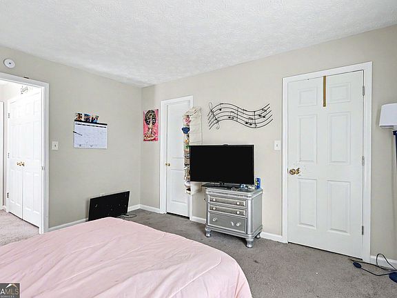 5th image of 3189 Kingswood Gln