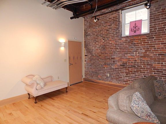 2nd image of 222 Bolivar St APT 200