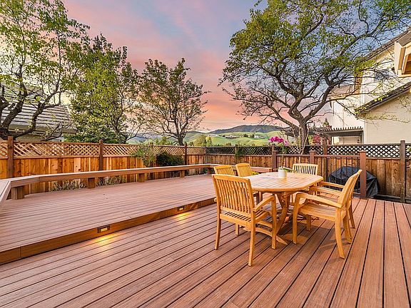 2nd image of 3556 Deer Crest Dr