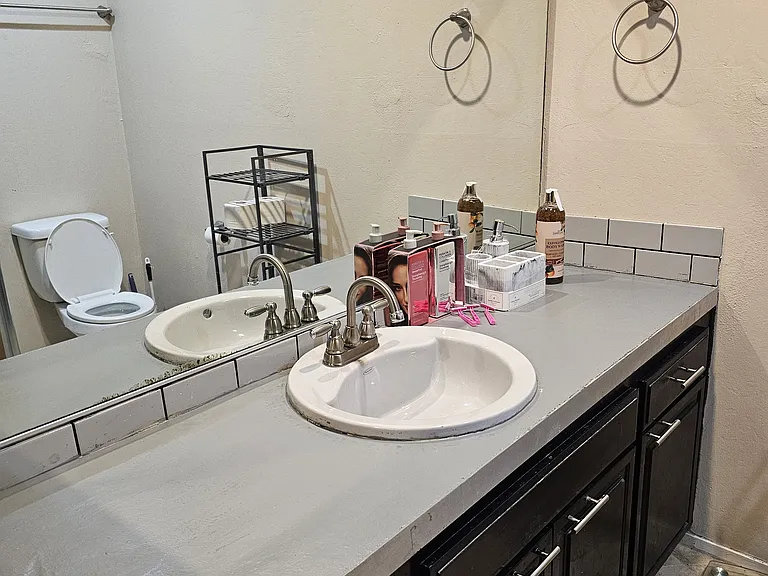 314 Lorraine Ct — Photo 32