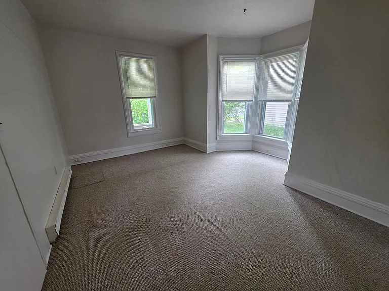 519 Steuben St — Photo 23