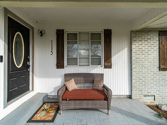 4th image of 115 Smith St