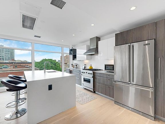 4th image of 952 Columbus Ave APT 6B