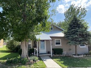 318 Kingman Ave, Canadian, TX 79014