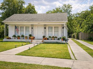 1542 W Craig Pl, San Antonio, TX 78201