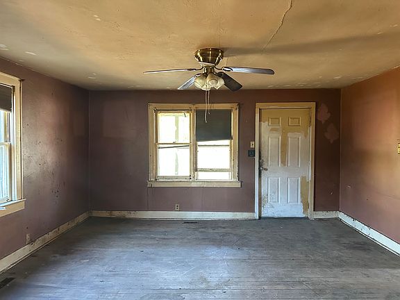 2nd image of 11935 N Farm Road 119