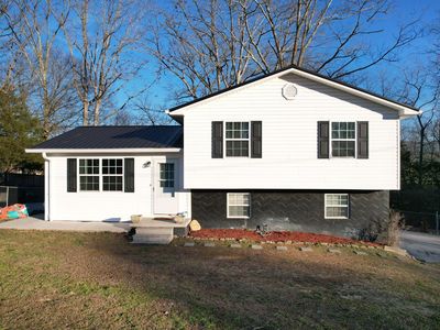 128 Yuchi Dr, Benton, TN, 37307