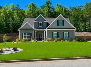 20 Hawthorn Ln, Covington, GA 30014