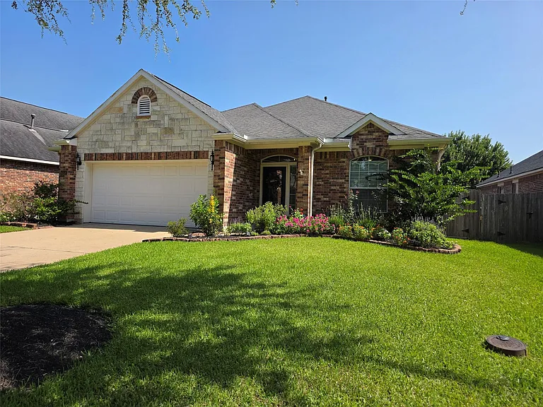 6158 Cornell Ln — Photo 2