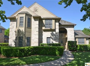 504 Chimney Rock Dr, Victoria, TX 77904