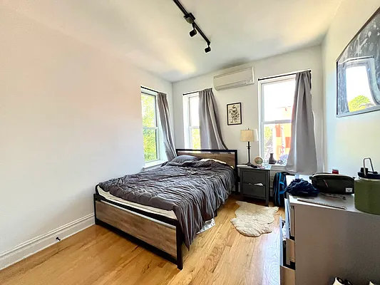 Rented by Nolita Group | media 15