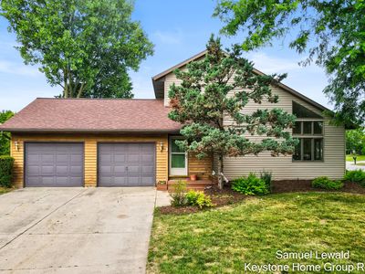 4551 Springmont Dr SE, Kentwood, MI, 49512
