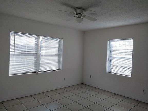 4th image of 2736 French Ave