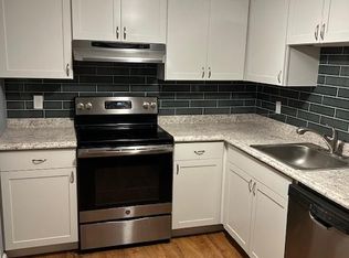 284 Codman Hill Rd APT 3B, Boxboro, MA 01719