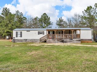 149 Homestead Dr, Carriere, MS 39426