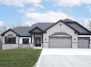 71 Deer Valley Ln, Troy, MO 63379