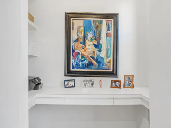 24 5th Avenue 824 image 12 of 12