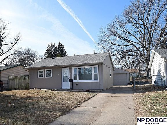 2nd image of 3026 S 38th St
