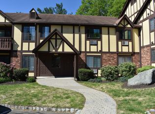 24 Teresa Pl UNIT 24, Bridgeport, CT 06606