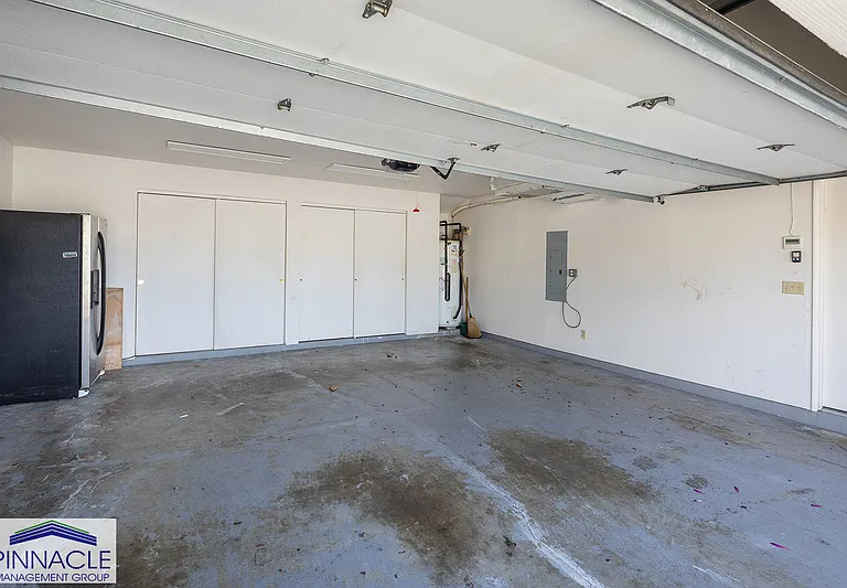 3533 Hinahina St — Photo 4