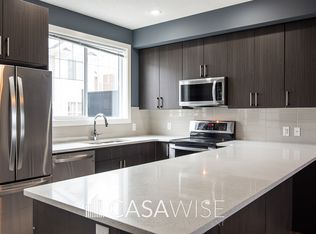 2803 James Mowatt Trl SW #20, Edmonton, AB T6W2P5