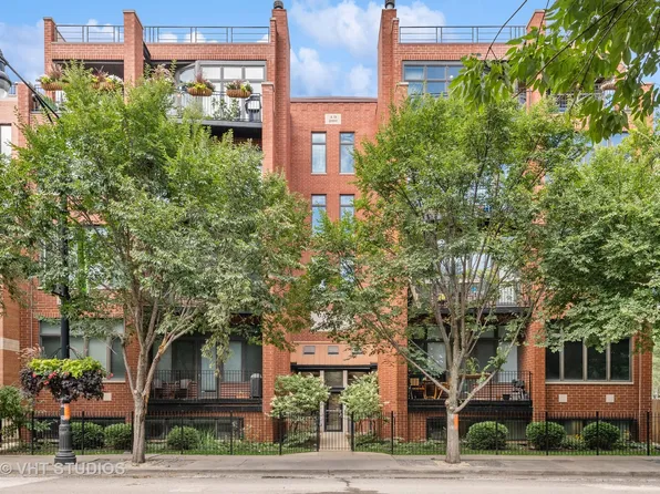 1738 W Belmont Ave #4, Chicago, IL 60657