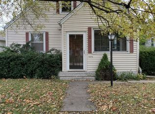 4656 S 49th St, Greenfield, WI 53220