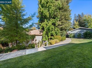 1317 Canyonwood Ct APT 4, Walnut Creek, CA 94595