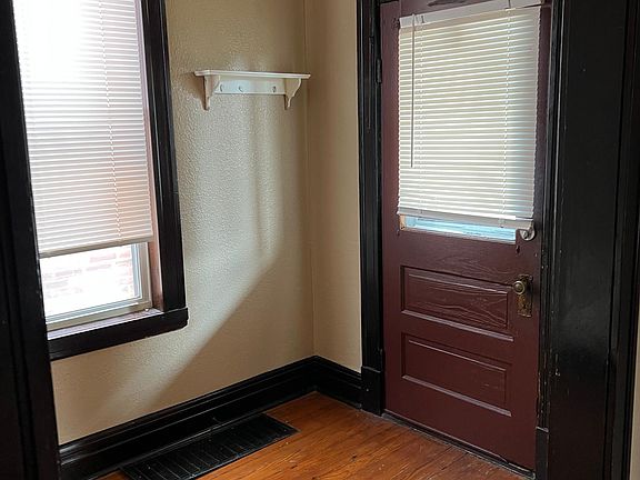 4th image of 5415 Blow St