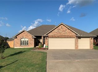 1610 Mill Creek Blvd, Choctaw, OK 73020