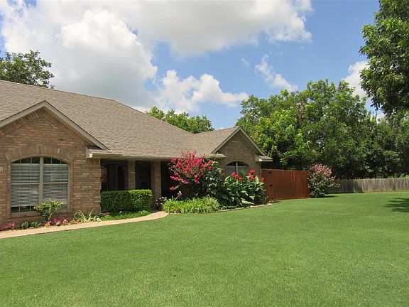 4th image of 7 NW Heatherstone Cir