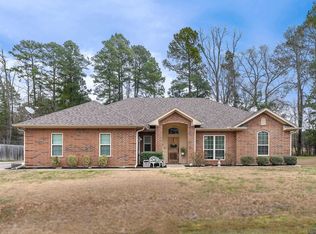 260 Sweetheart Ln, Longview, TX 75605