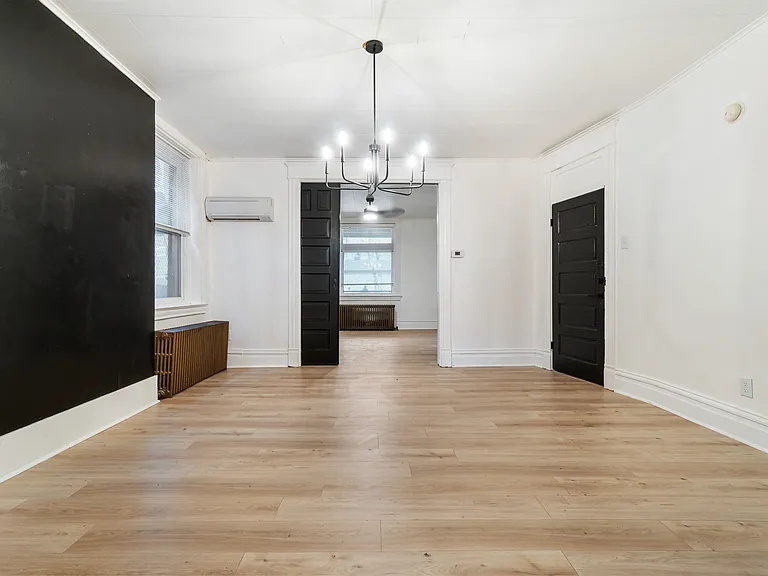553 E 9th Ave #2 — Photo 16