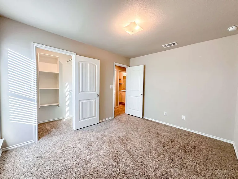 10423 Waverly Ave — Photo 20