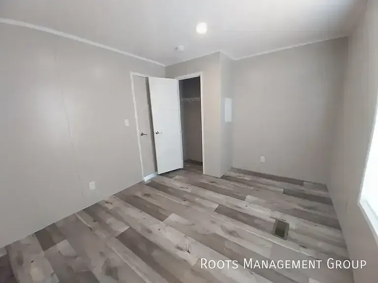 1812 Dover Dr #1812D — Photo 7