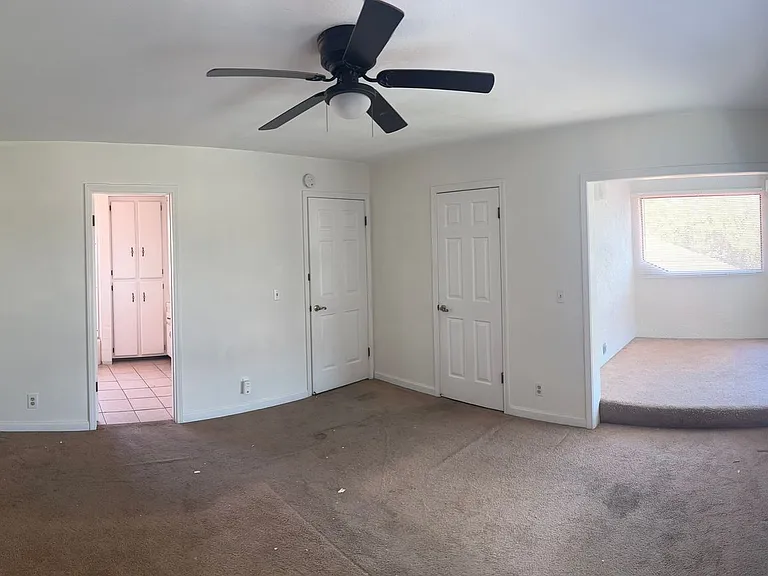22701 Cascade Dr — Photo 16